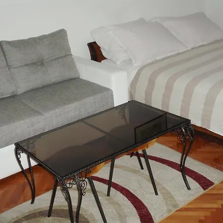 Апартаменты Centar *